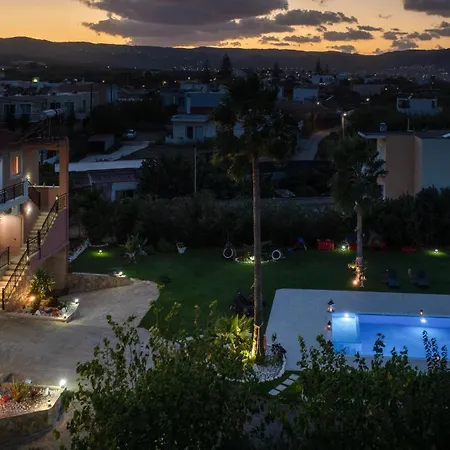 Socrate's Apartment's With Share Pool Apartment *