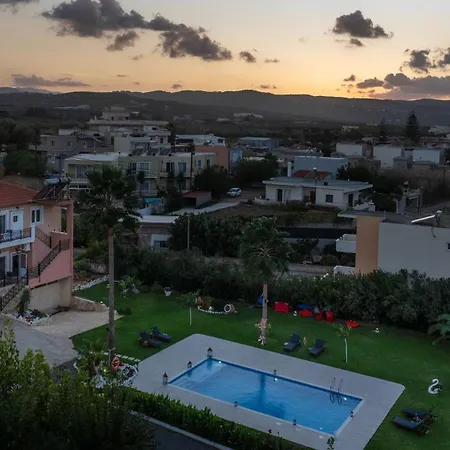Apartment Socrate's Apartment's With Share Pool